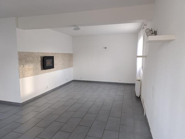 Appartement
         4 pièces
        - 85 m² Exclusivité 125 000 € *