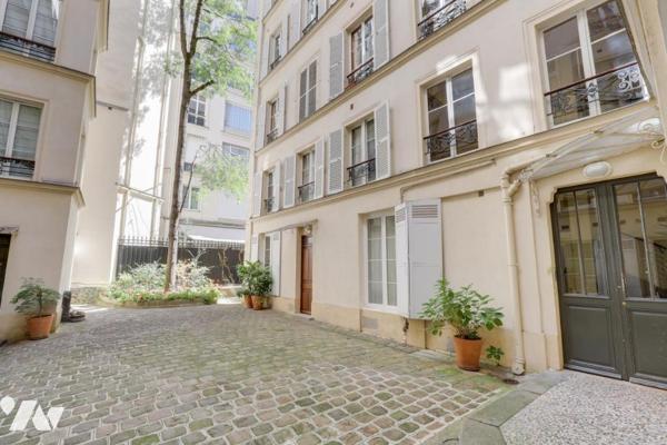 Appartement de charme au pied du Luxembourg de 85m²