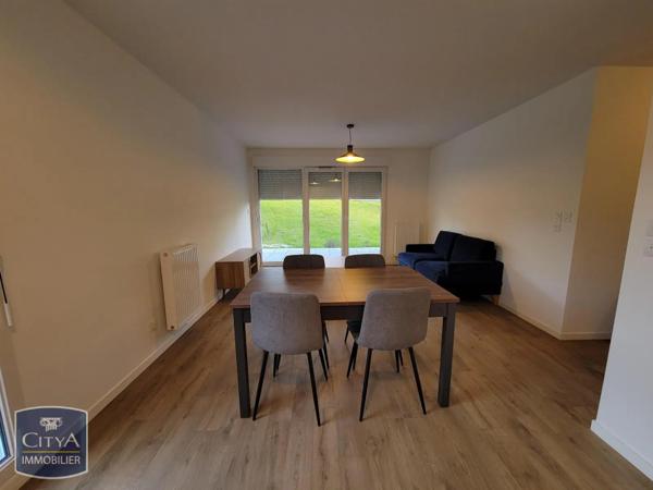 Appartement à louer 3 pièces 63.8m²