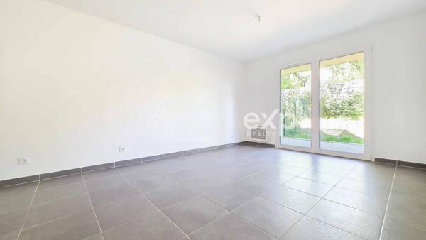 83200 TOULON - APPARTEMENT 2 PIECES AVEC JARDIN TERRASSE PARKING - QUARTIER BONNES HERBES - BUS 36 111 OL02