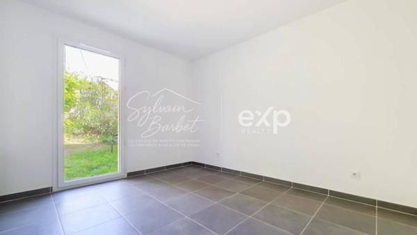 83200 TOULON - APPARTEMENT 2 PIECES AVEC JARDIN TERRASSE PARKING - QUARTIER BONNES HERBES - BUS 36 111 OL02