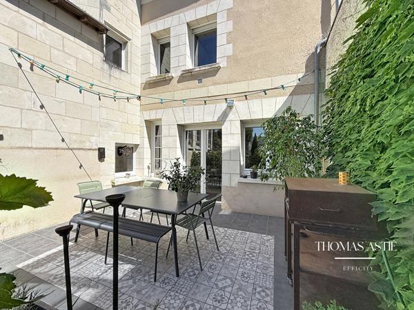 Maison
         8 pièces
        - 185 m² 520 000 € *