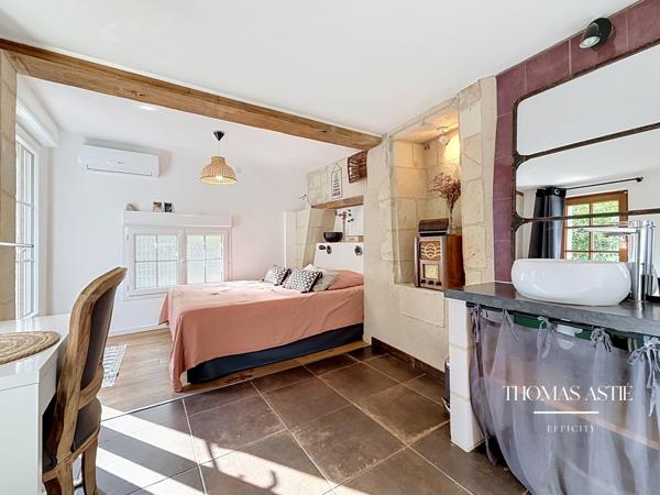 Maison
         8 pièces
        - 185 m² 520 000 € *