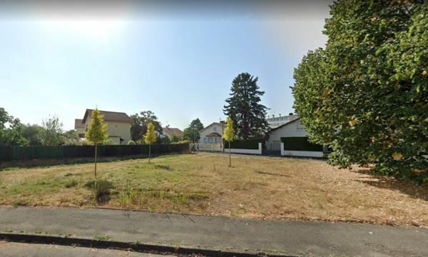 Terrain à vendre    692 m2 Pau