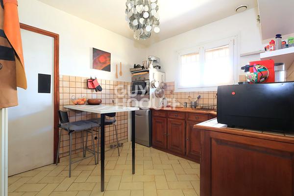Location d'une maison 4 pièces de 87 m² de plain pied avec jardin à MAUGUIO