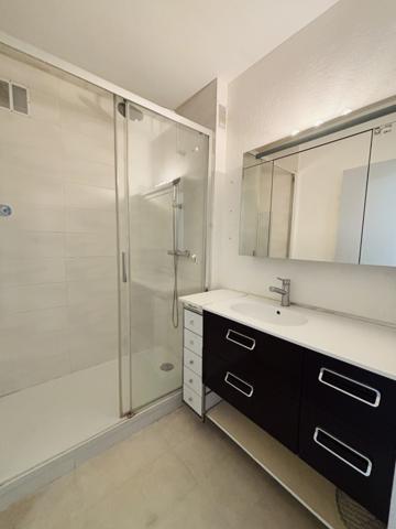 Appartement 76 m², tour Jacques Coeur, idéal investisseur BOURGES NORD