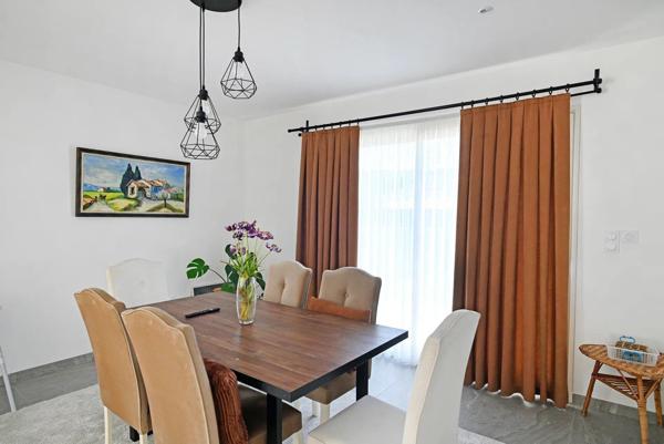 Maison de 4 pièces de 128 m² à Piolenc