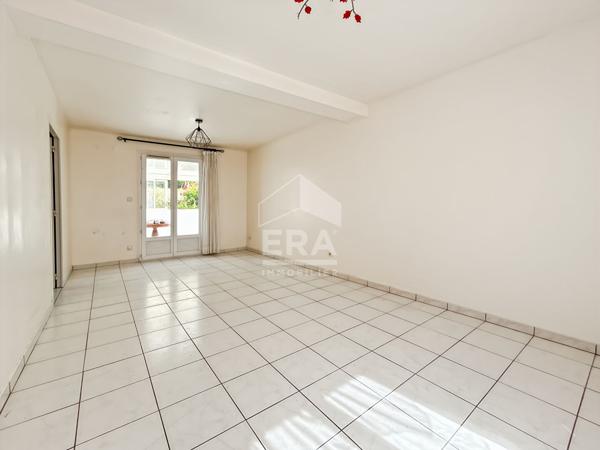 A VENDRE Étampes  Maison individuelle 122 m², 3 chambres, véranda, garage