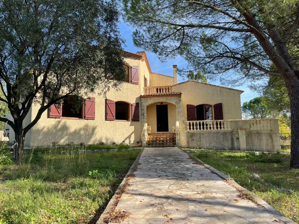 Castelnau-le-Lez (34170) Maison T5 206m2 sur terrain arboré de 2000m2