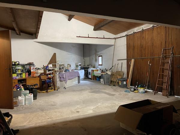 Castelnau-le-Lez (34170) Maison T5 206m2 sur terrain arboré de 2000m2