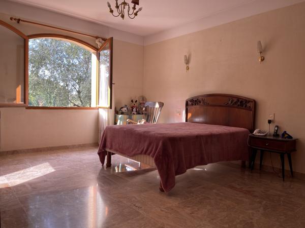 Castelnau-le-Lez (34170) Maison T5 206m2 sur terrain arboré de 2000m2