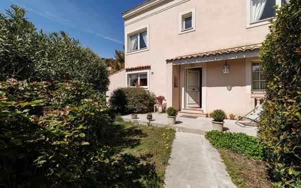 Maison à vendre    5 pièces • 100,89 m2 La Trinité