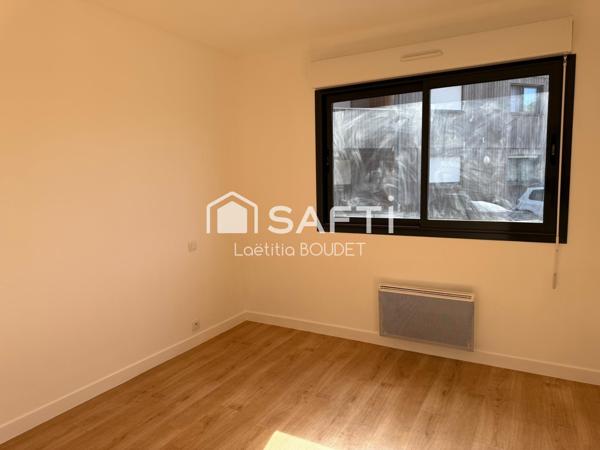 APPARTEMENT 1 CHAMBRE AVEC TERRASSE ET PLACE DE STATIONNEMENT