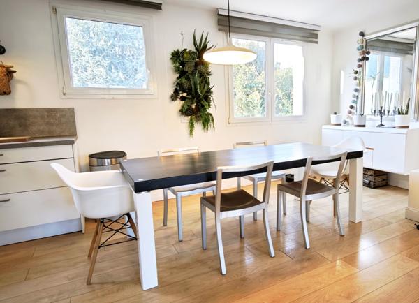 Sartrouville (78500) SARTROUVILLE LA VAUDOIRE - MAISON FAMILIALE 200m² UTILES - 6 CHAMBRES - 400m DE LA GARE - PROCHE TOUTES COMMOD