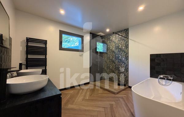 Maison de 285 m²