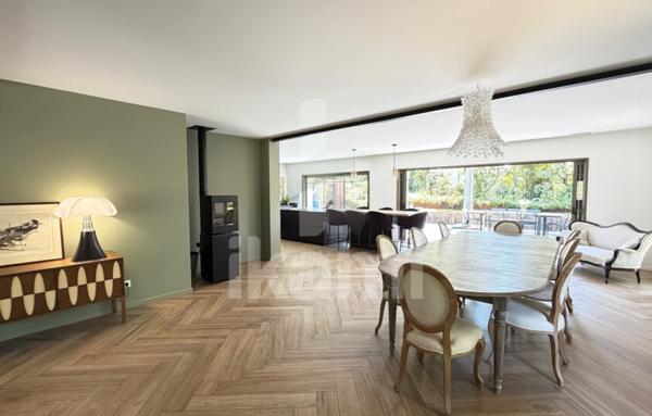 Maison de 285 m²