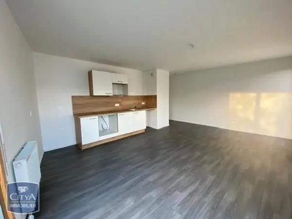 Appartement à louer 3 pièces 60.1m² Tours (37100)