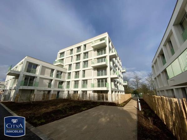 Appartement à louer 3 pièces 60.1m² Tours (37100)
