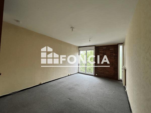 Location Studio 29.9 m² - RESIDENCE VAUDOUX Reims 51100