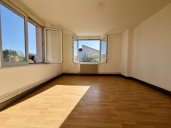 Location Appartement 3 pièces 70 m² - Grandvillers 88600