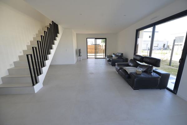 49100 ANGERS MAISON CONTEMPORAINE - 4CH - JARDIN - TERRASSE - GARAGE