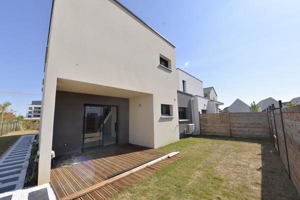 49100 ANGERS MAISON CONTEMPORAINE - 4CH - JARDIN - TERRASSE - GARAGE