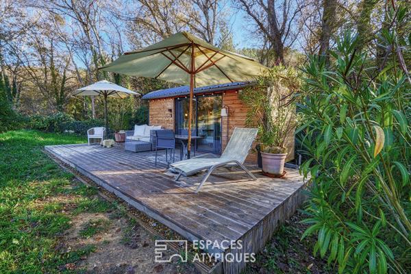 Un écrin provençal entre pierres anciennes et habitats singuliers