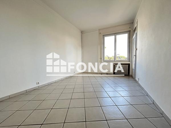 Location Appartement 4 pièces 108.05 m² - 35 AVENUE DE LA VICTOIRE DU 8 MAI 1945 Toulon 83000