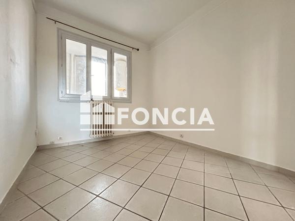Location Appartement 4 pièces 108.05 m² - 35 AVENUE DE LA VICTOIRE DU 8 MAI 1945 Toulon 83000