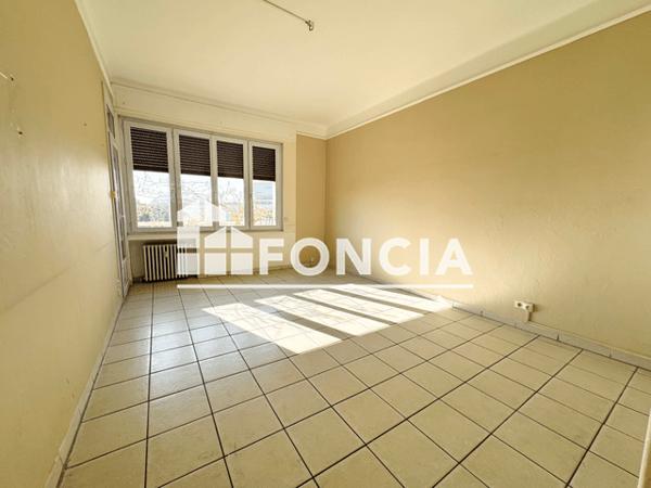 Location Appartement 4 pièces 108.05 m² - 35 AVENUE DE LA VICTOIRE DU 8 MAI 1945 Toulon 83000