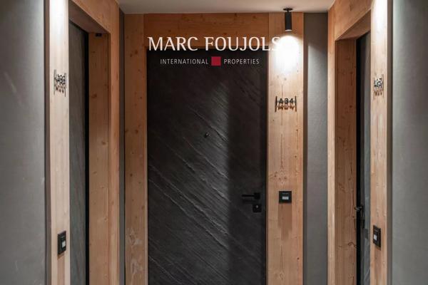 Penthouse 2 Chambres + mezzanine à l’Alpe d’Huez – Vue Panoramique et Services Haut de Gamme.