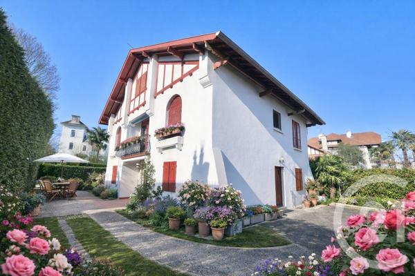 Maison à vendre  6 pièces - 200 m 2   IDRON  - 64