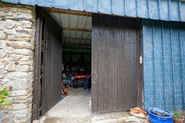 Propriété de caractère en Bretagne avec grand gîte, piscine et 1,6 hectare – résidence principale et potentiel de revenus près de Pontivy