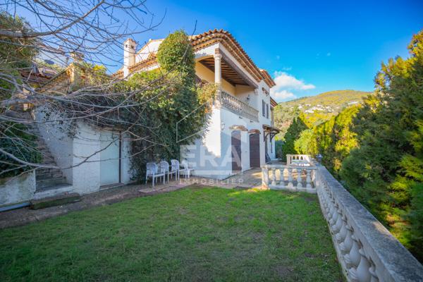 Maison Mandelieu La Napoule 5 pièces 201 m2