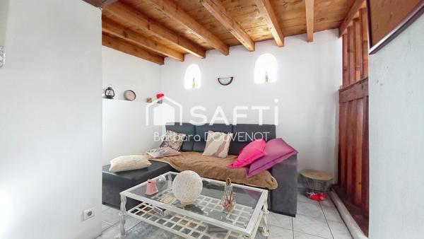 Maison de village de 125 m² - 3 terrasses - grand garage.