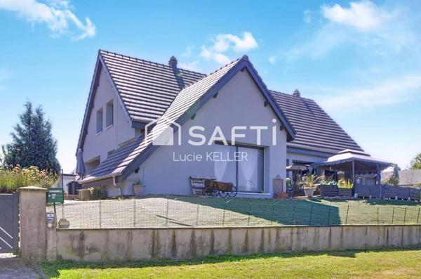 Maison individuelle d’architecte – 199 m² – 5 chambres – prestations récentes