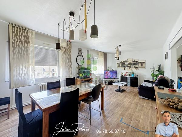 Immeuble
        
        - 320 m² 369 000 € *
