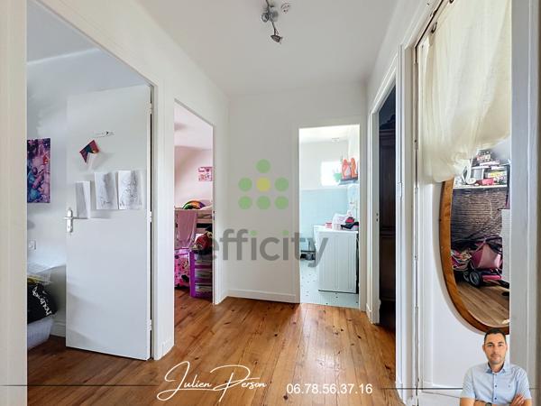 Immeuble
        
        - 320 m² 369 000 € *