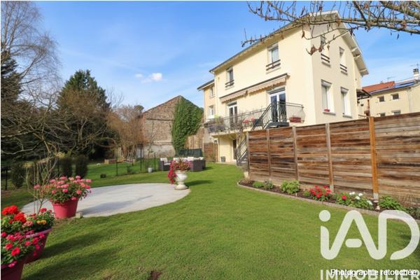 Maison à vendre 8 pièces 205 m² Aurec-sur-Loire