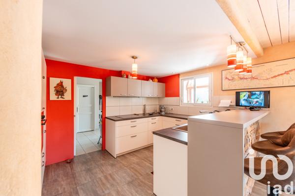 Maison à vendre 8 pièces 215 m² Garons