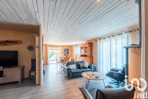 Maison à vendre 8 pièces 215 m² Garons