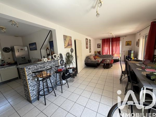 Maison à vendre 6 pièces 104 m² Landivisiau