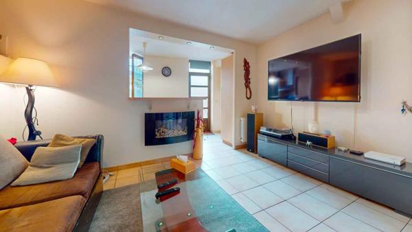 Appartement
         2 pièces
        - 47 m² Exclusivité 139 000 € *