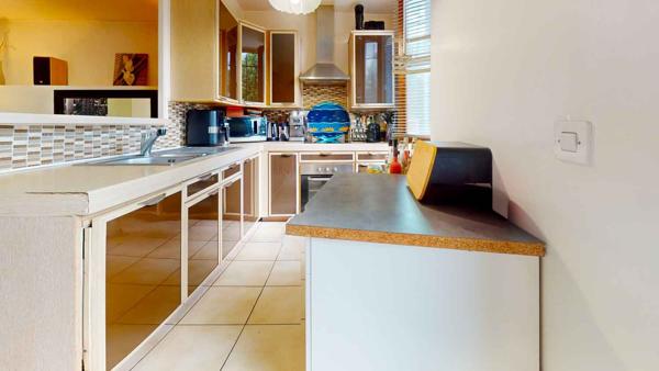 Appartement
         2 pièces
        - 47 m² Exclusivité 139 000 € *