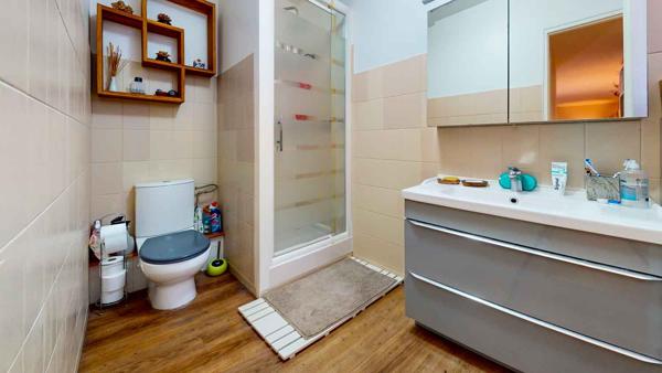 Appartement
         2 pièces
        - 47 m² Exclusivité 139 000 € *