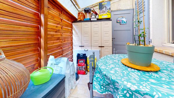 Appartement
         2 pièces
        - 47 m² Exclusivité 139 000 € *