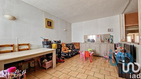 House for sale 6 rooms 131 m² Saint-Just-Sauvage