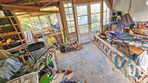 House for sale 6 rooms 131 m² Saint-Just-Sauvage