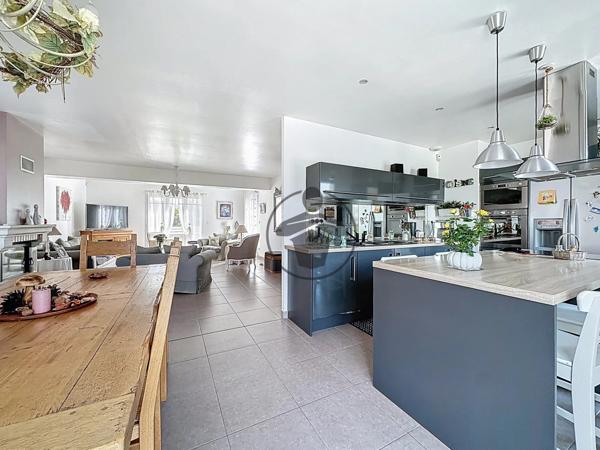 Vente Maison 5 pièces 142 m2 à Saint-Quentin