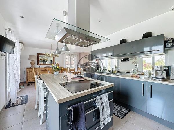 Vente Maison 5 pièces 142 m2 à Saint-Quentin